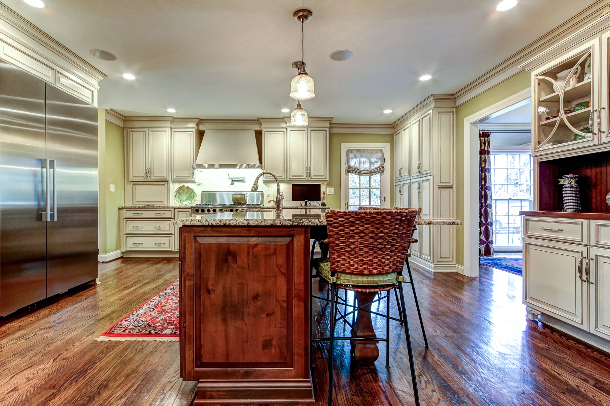 RealTourCast-Ramage-Cliffwood-Renovation (12 of 30).jpg