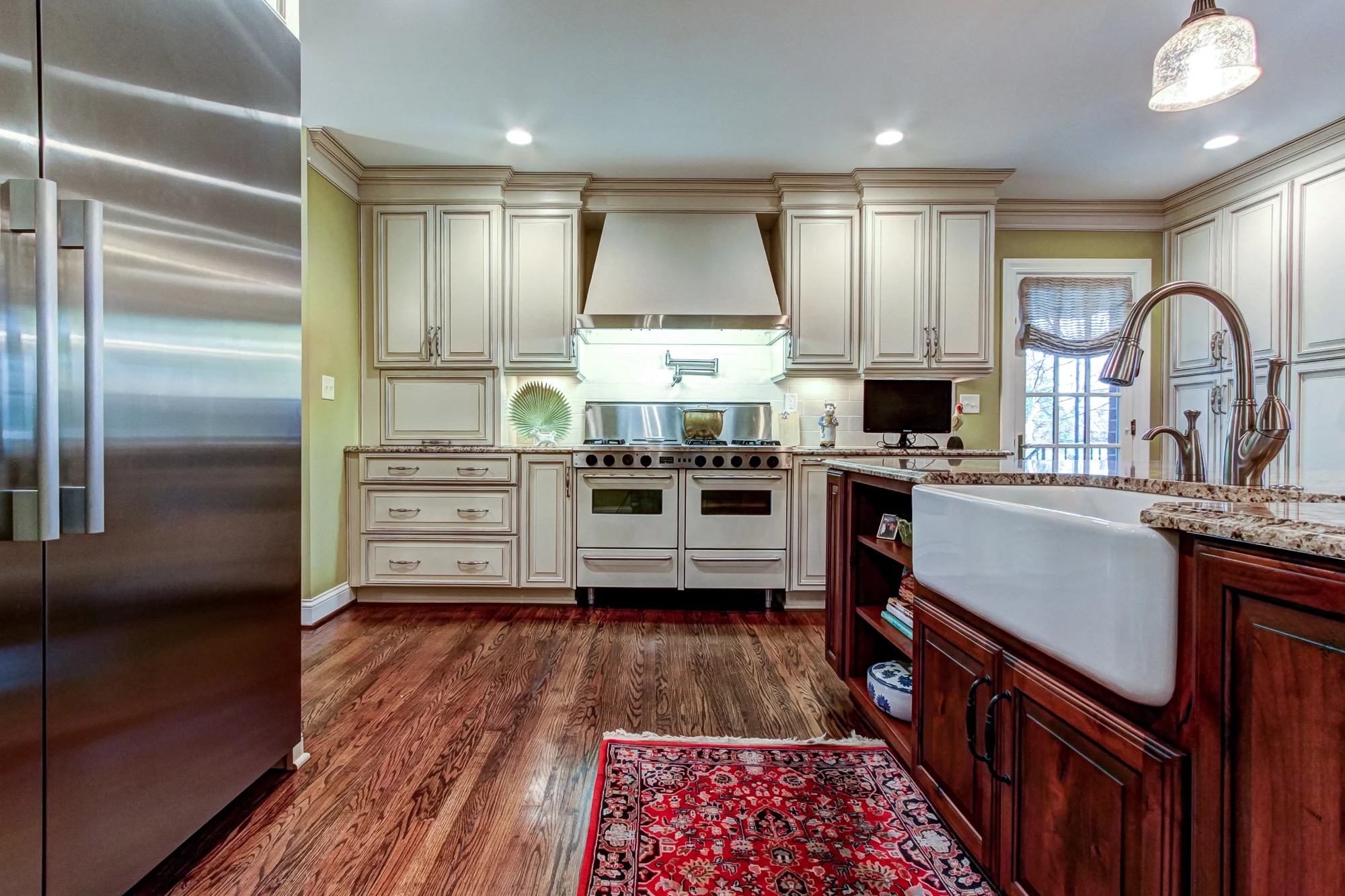 RealTourCast-Ramage-Cliffwood-Renovation (14 of 30).jpg