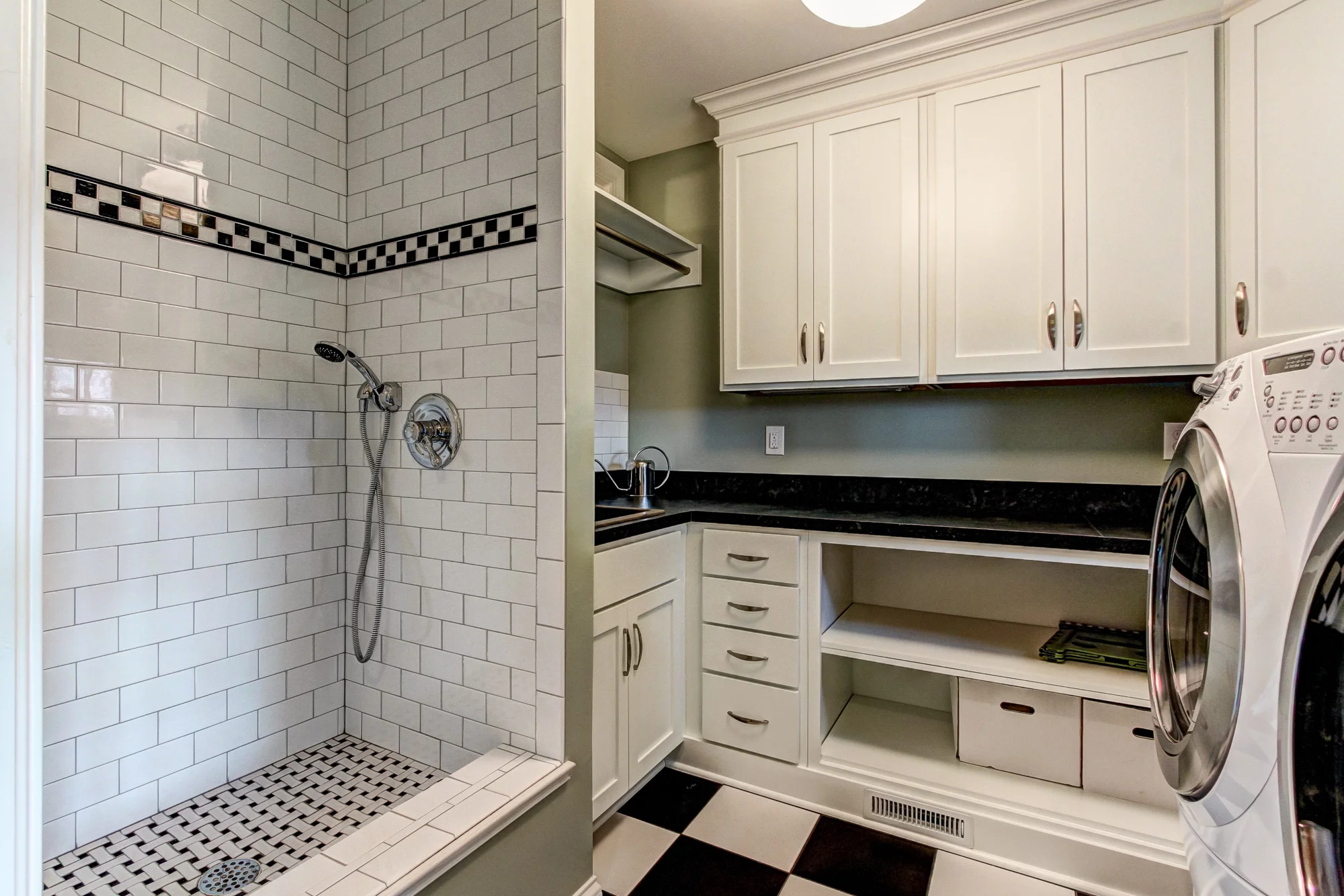 RealTourCast-Ramage-Cliffwood-Renovation (20 of 30).jpg