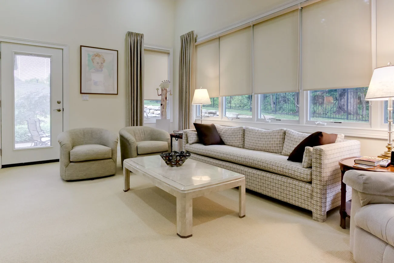 RealTourCast_Ramage_SpiegelInterior (3 of 23).jpg