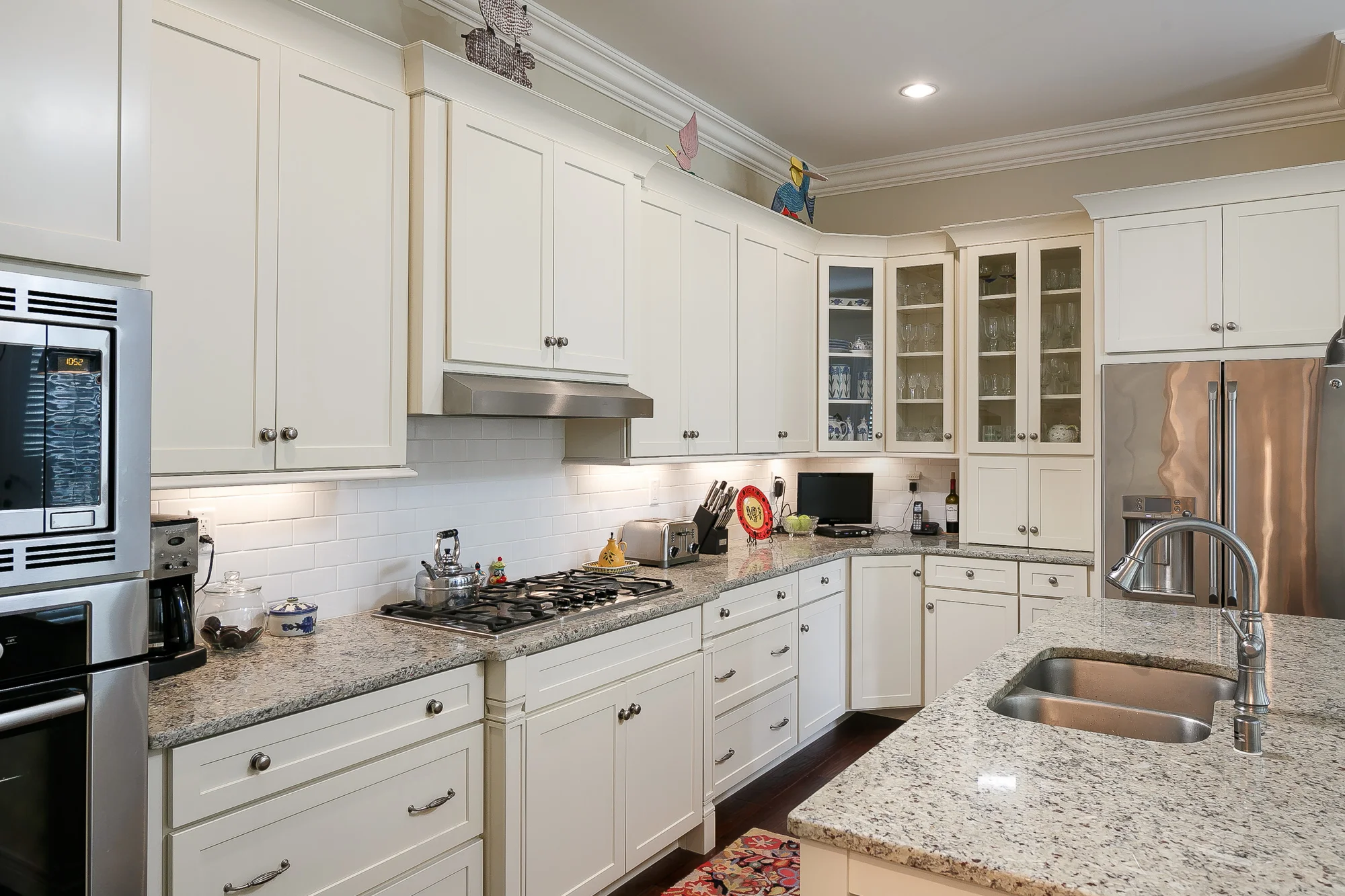 RealTourCast-Ramage-Indian-Pipe (2 of 25).jpg