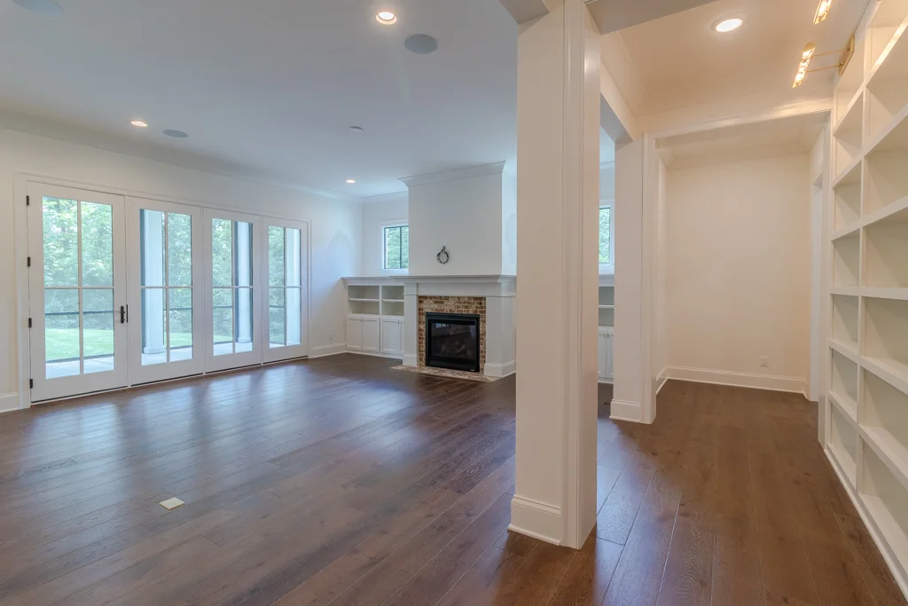 19005 Long Grove Way-40.jpg