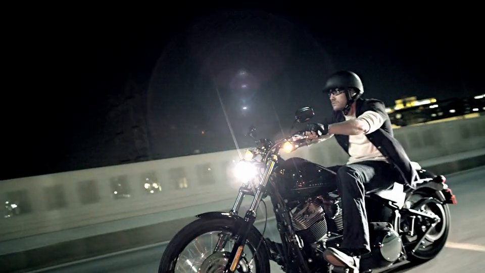 HARLEY DAVIDSON