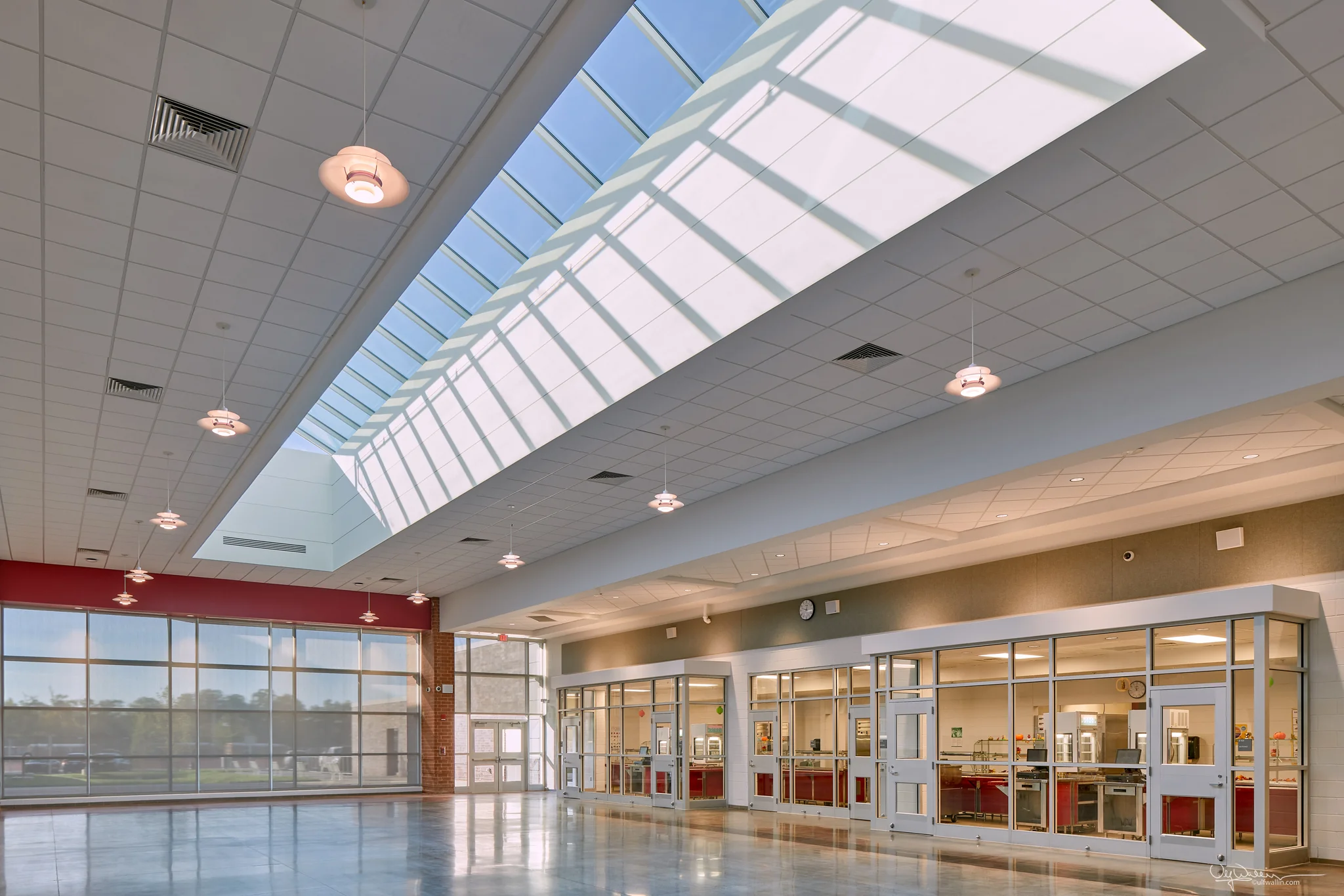 UEW_10390_Fairmont_690_Hero.jpg