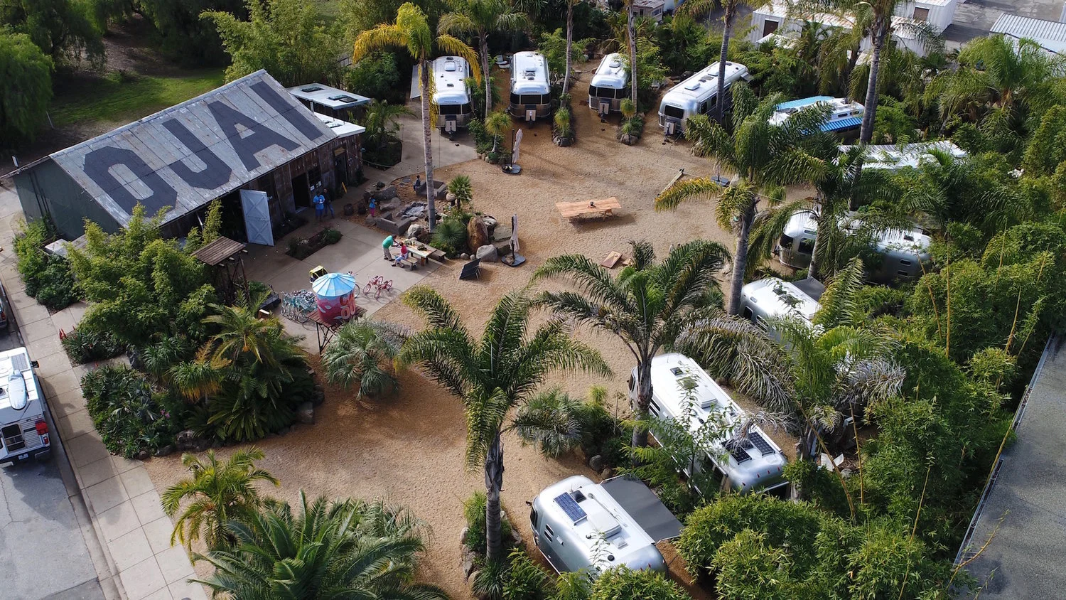 Caravan Outpost - Ojai