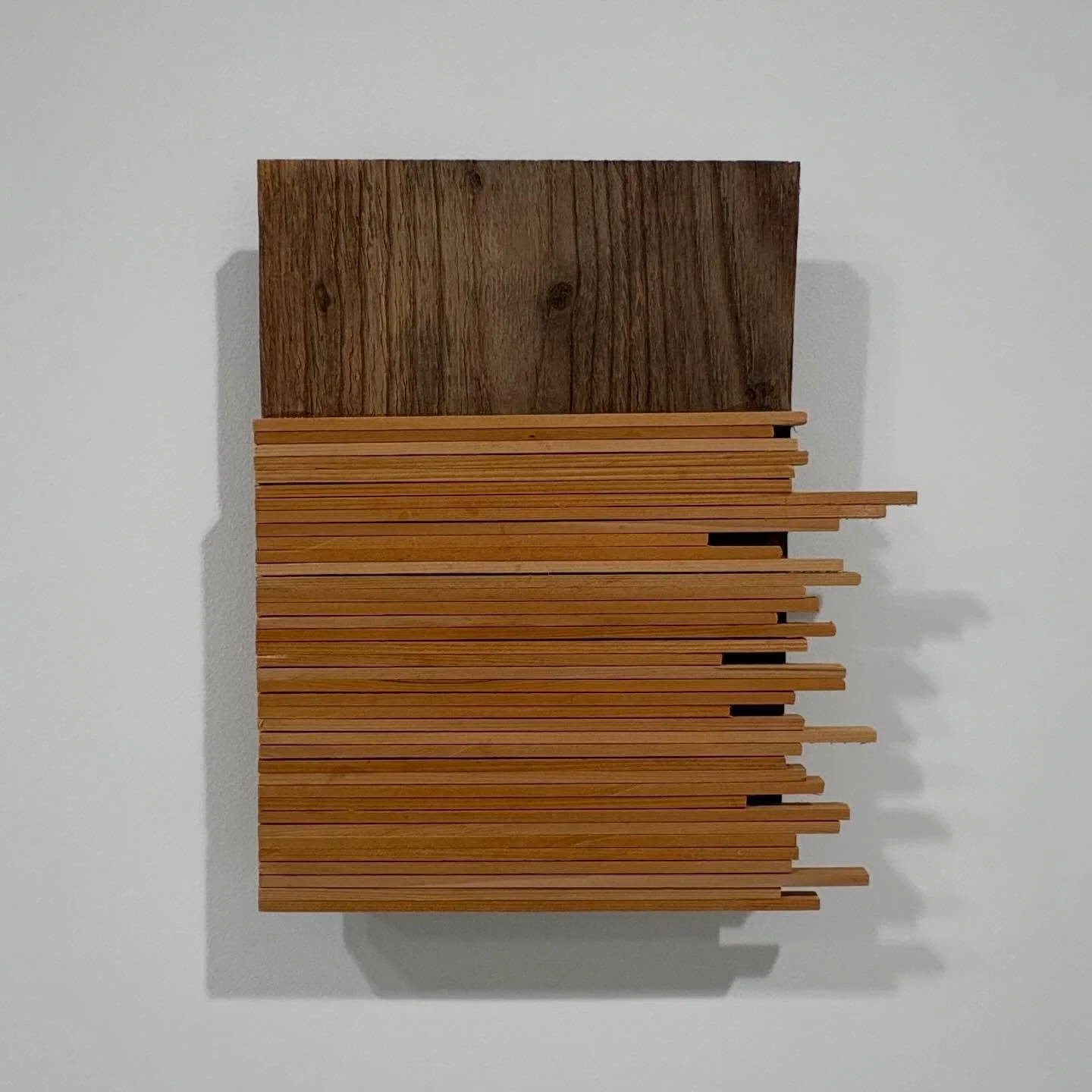 A two-part exhibition devoted to the work of Kishio Suga is now open at Mendes Wood DM&rsquo;s Tribeca and Paris venues. The exhibition in Tribeca is centered on &lsquo;Contorted Positioning,&rsquo; a floor sculpture that takes its cues from the arch