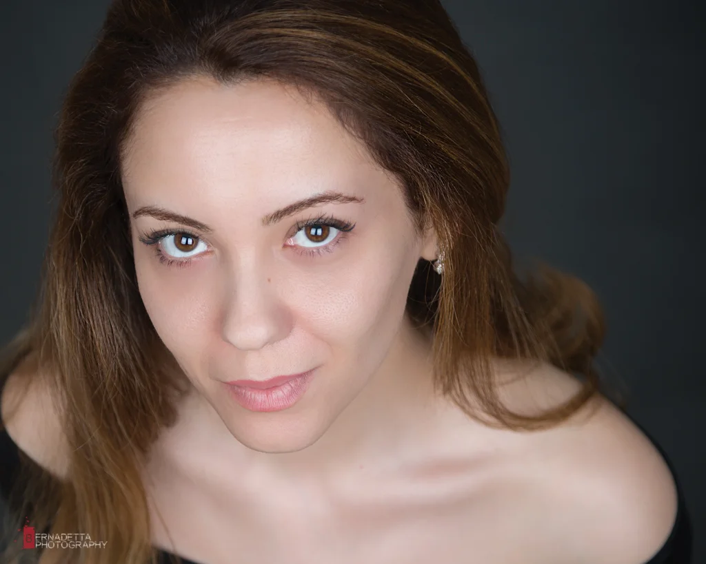 Headshot02.jpg