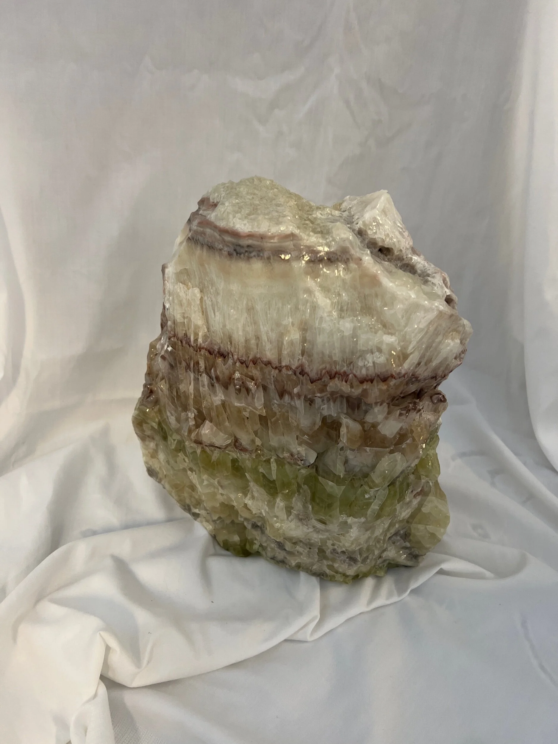 AFAEB29E-D444-4ED8-8B87-7330D85585F5