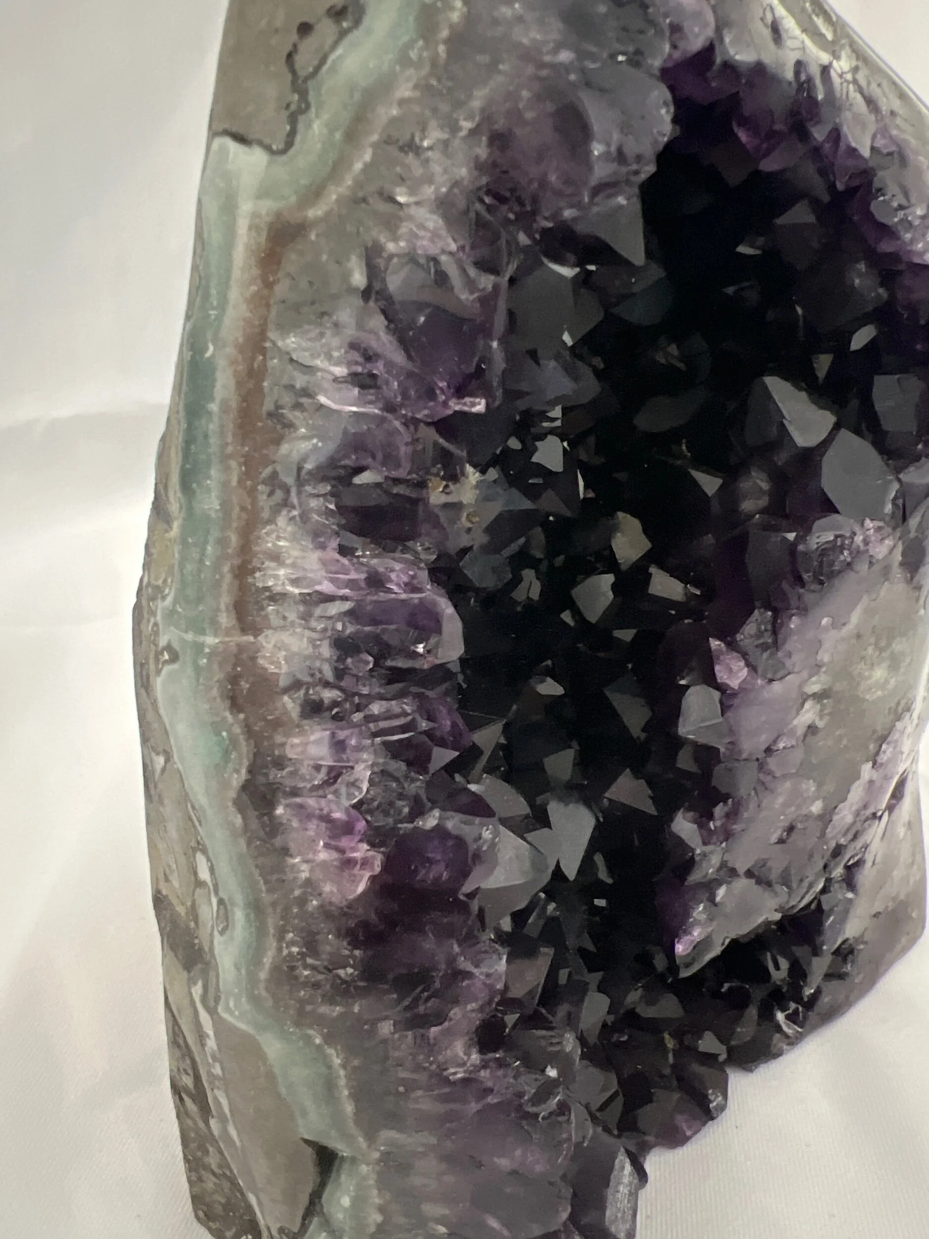 F425B70D-CD0C-4A33-9E2A-003C60F1C6AD