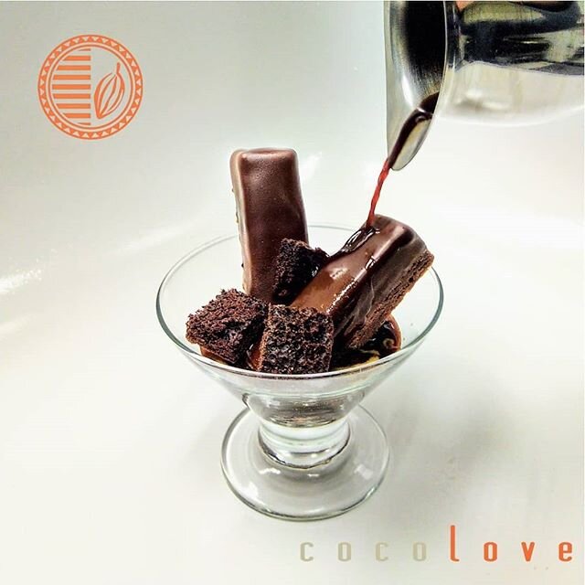 #affogato AO/cocolove #style
Vanilla gelato bar covered in 60% Chocolate, Brownie, AO espresso blend