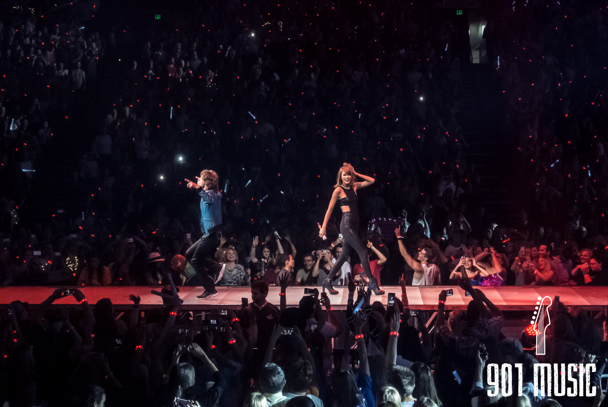 Photo credit: @TimGSimpson via point & shoot from seat.