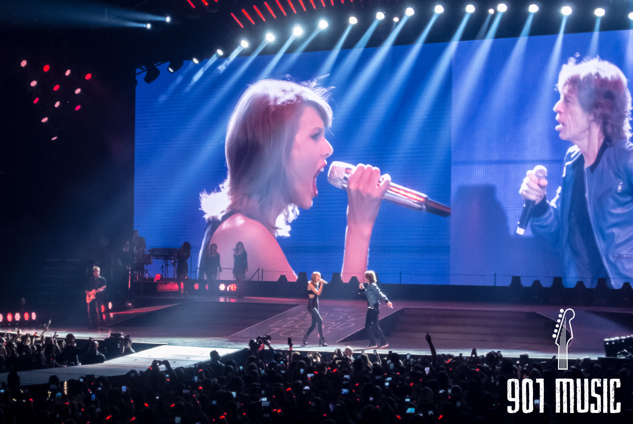 Photo credit: @TimGSimpson via point & shoot from seat.