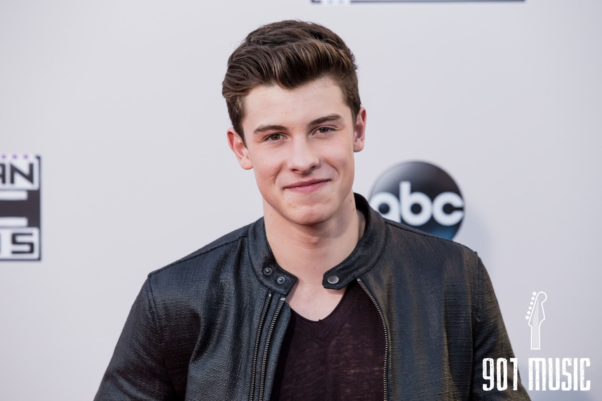 na-11222015-AMAs-30.jpg