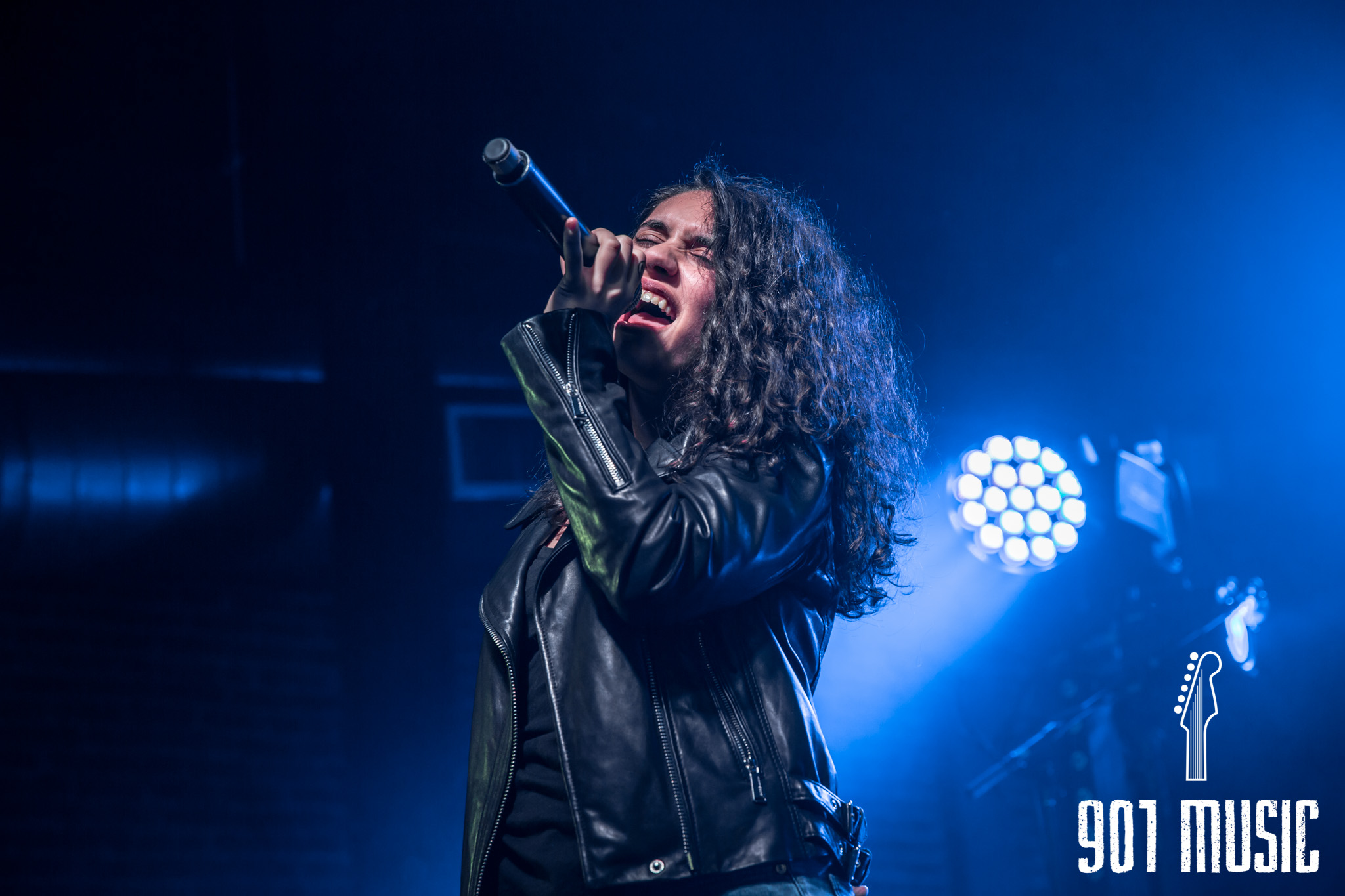 na-02022016-Alessia Cara-30.jpg