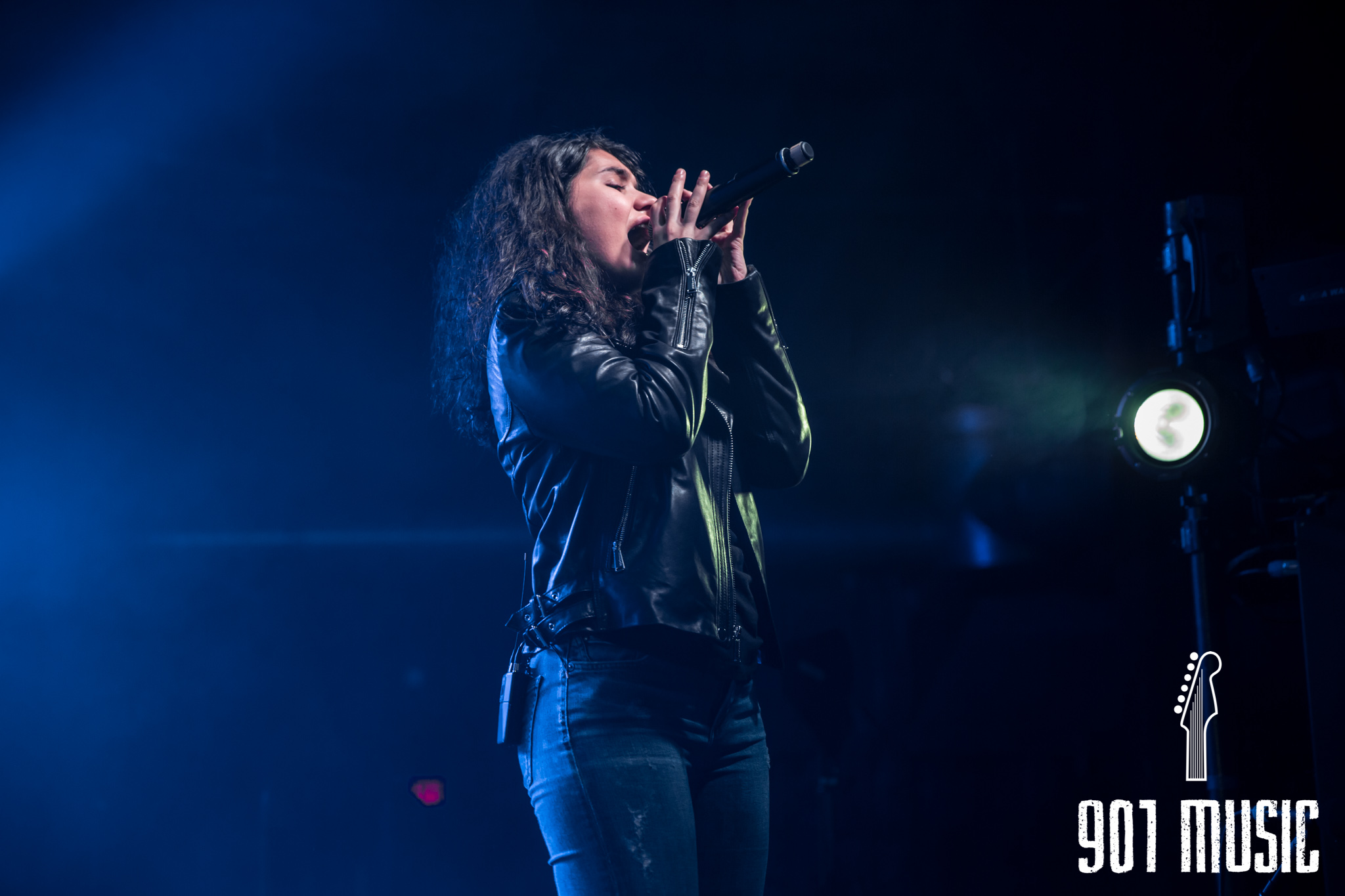 na-02022016-Alessia Cara-44.jpg