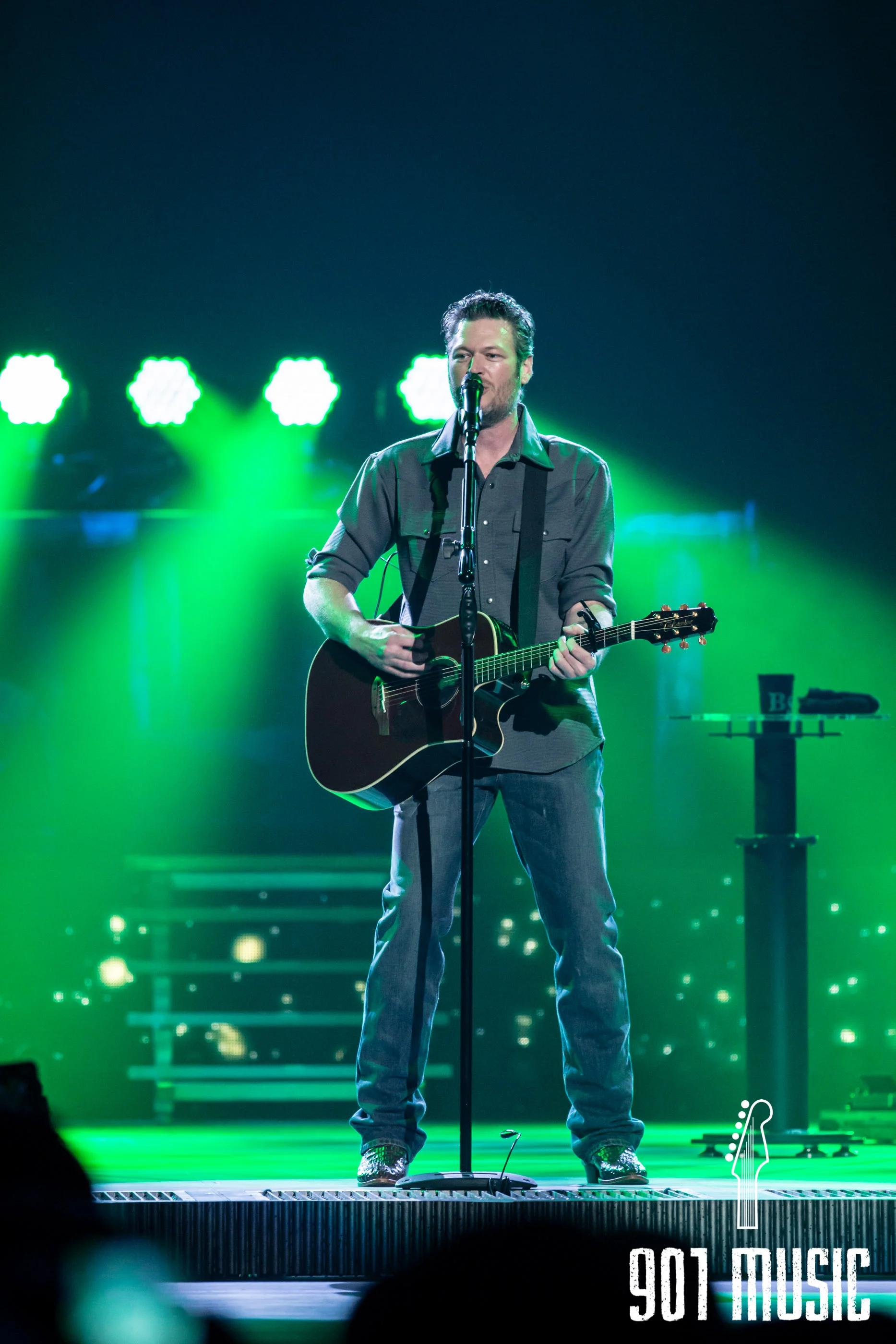 na-03032016-Blake Shelton-13.jpg