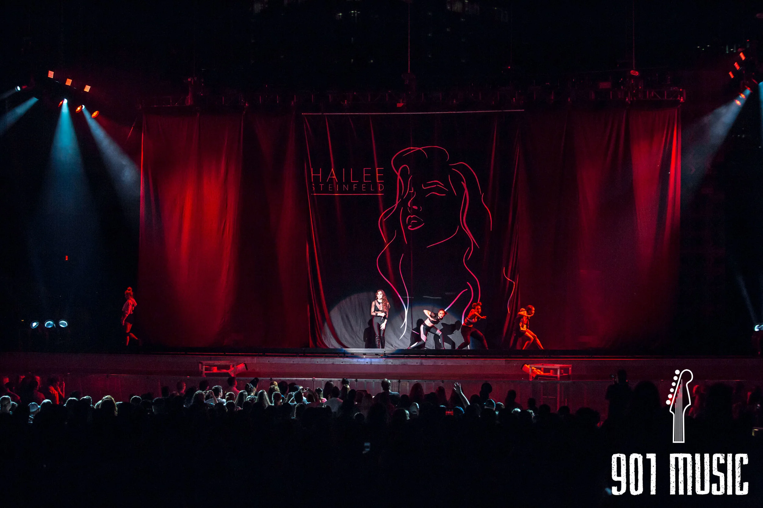 na-08062016-Meghan Trainor-25.jpg
