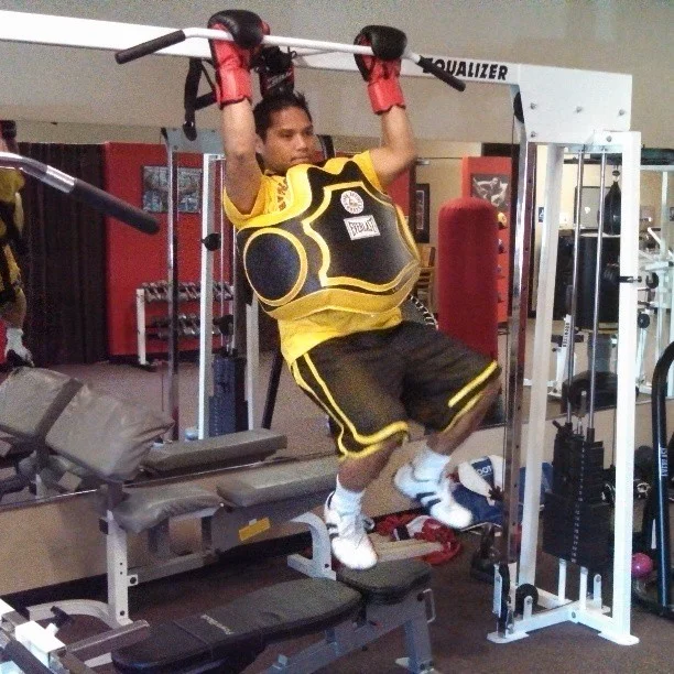 Still a bit different back in 2013. Cross-Training with Boxing and Calisthenics lol.