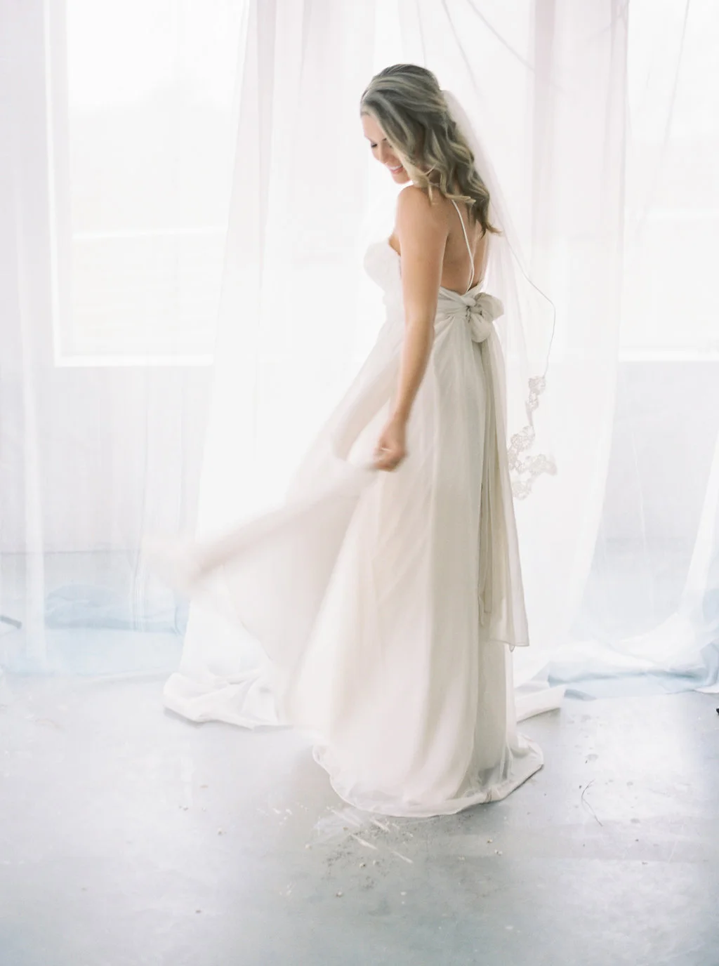 elizabethladuca-your-dream-bridal-21.jpg