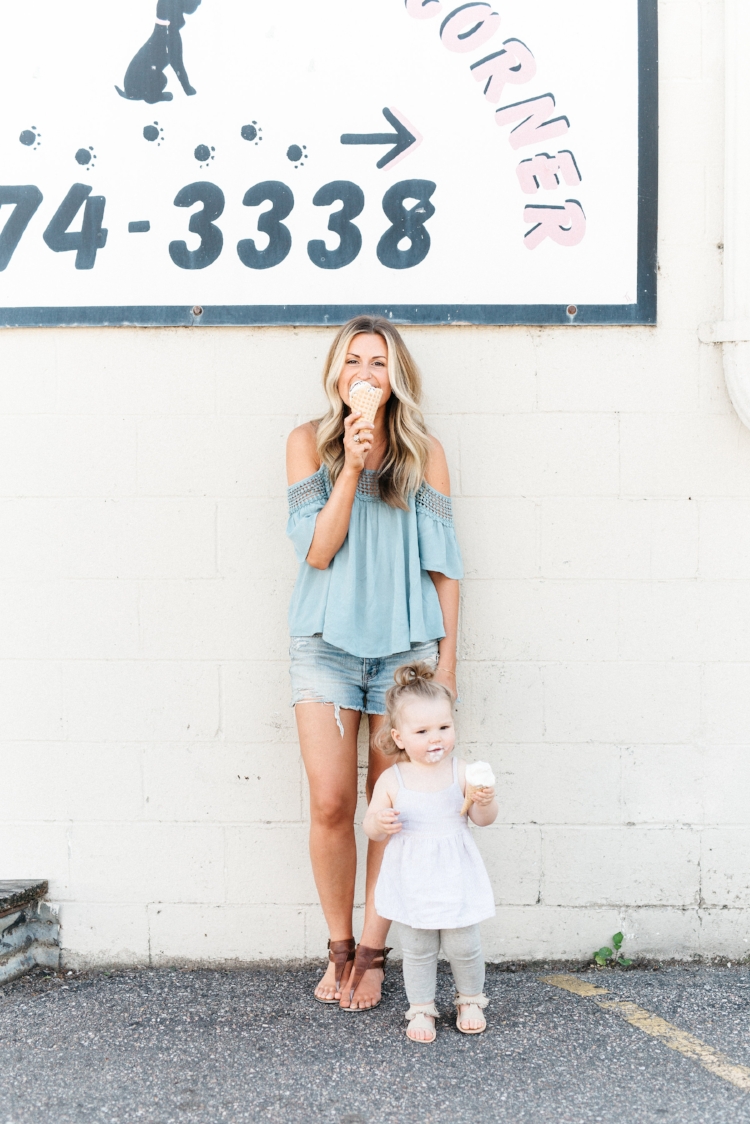 photo of Kaylee Groves & Adlee Kay by Beth Cath