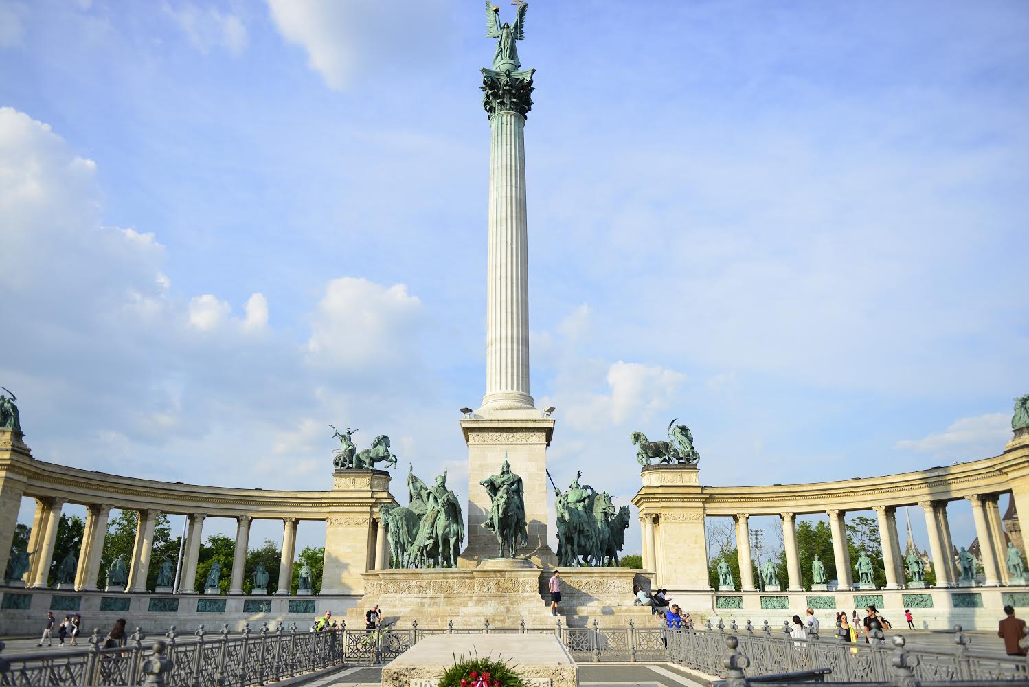 Heroes' Square