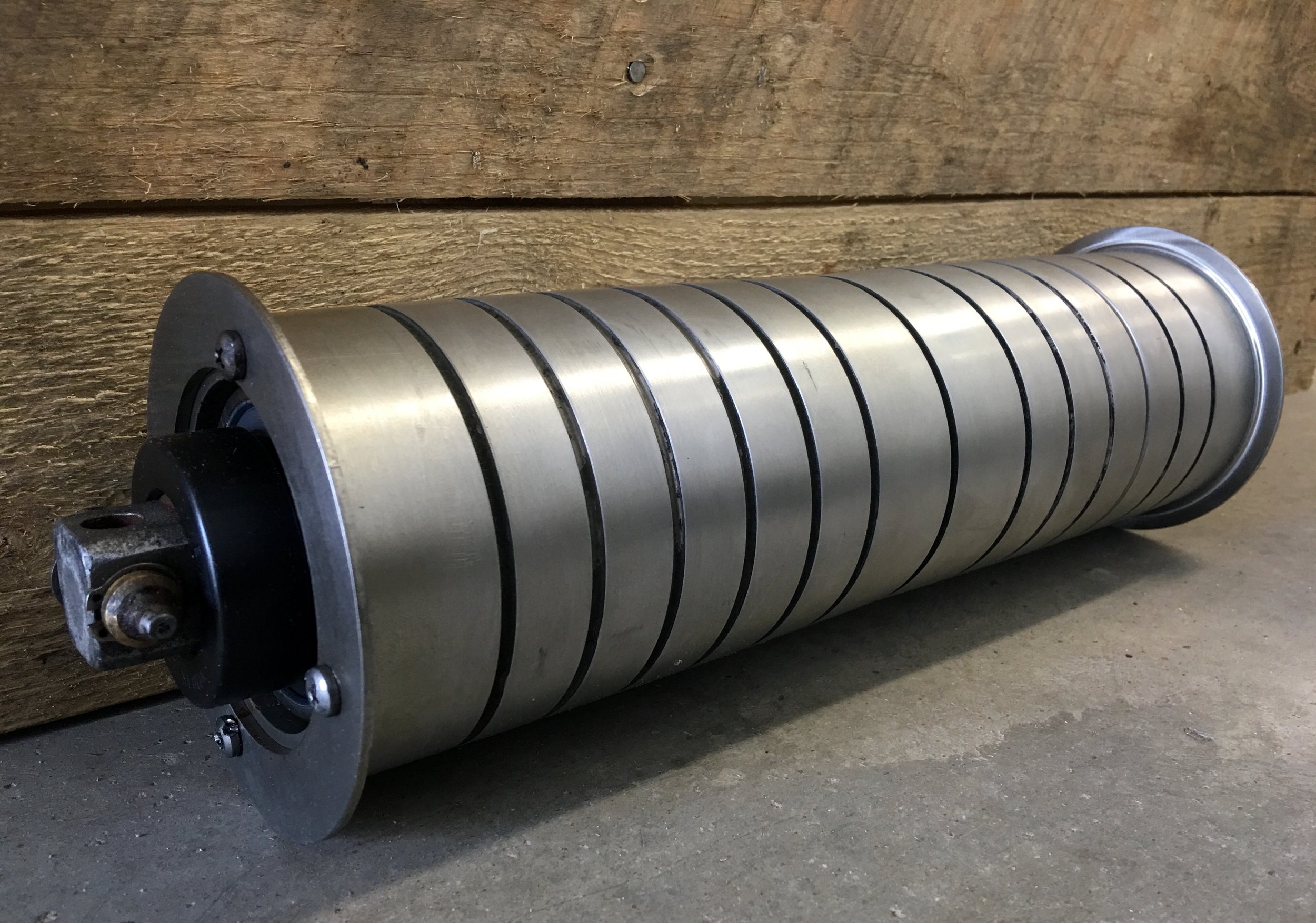 ST1800 Tracking Roller.jpg
