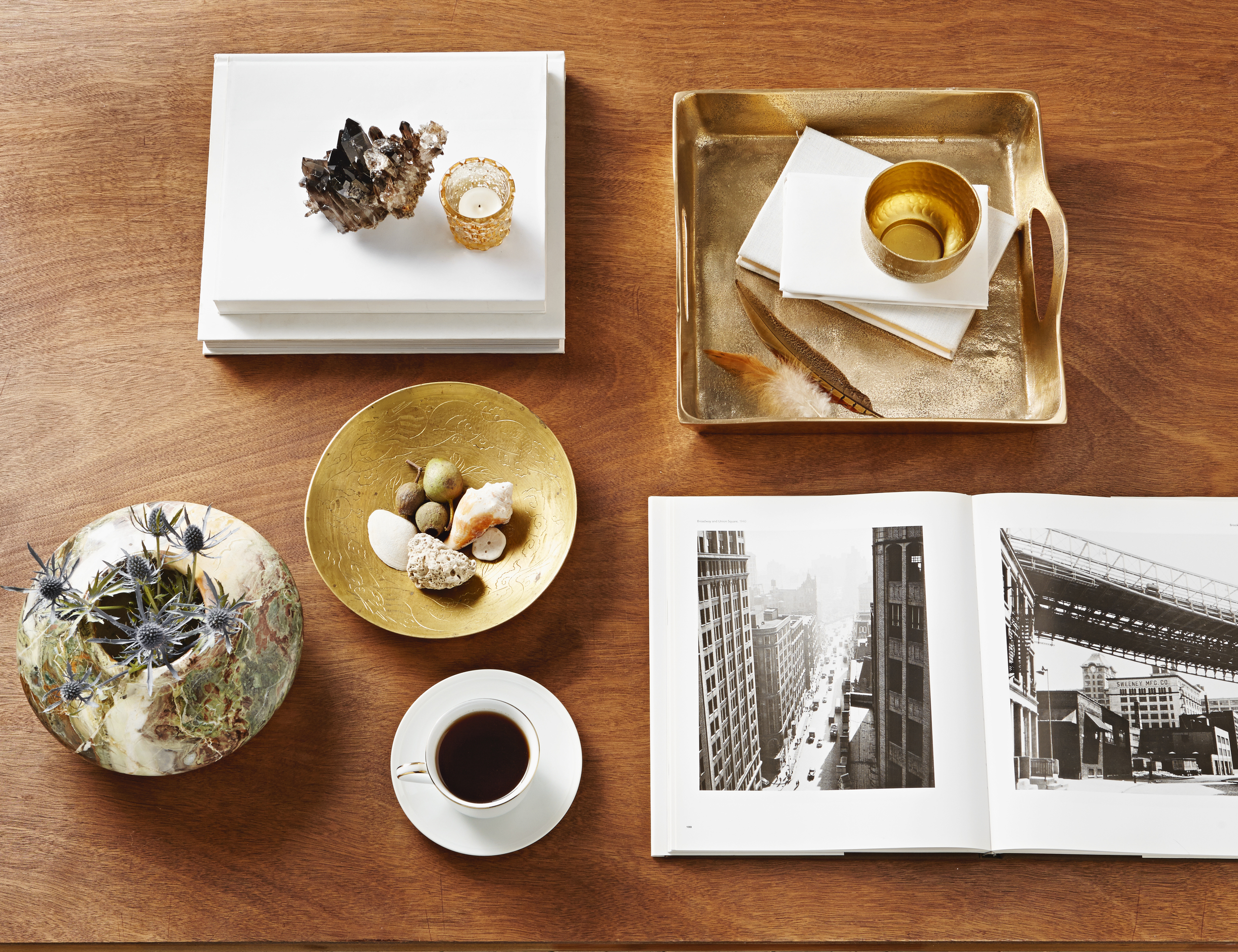 20150922_Makeover Your Coffee Table HOME 10175341_A1.jpg