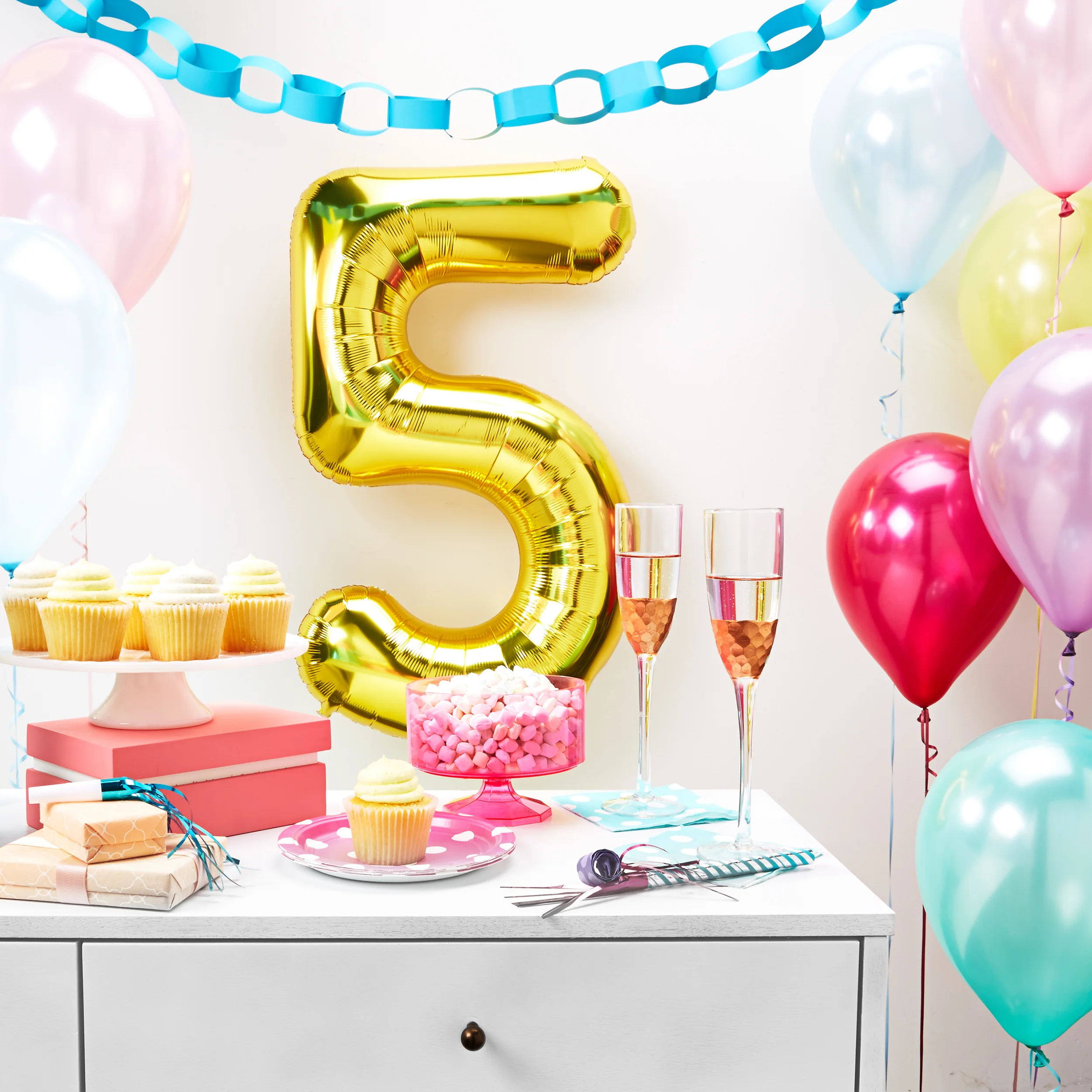 20160408_Party_IG_00480 1.jpg