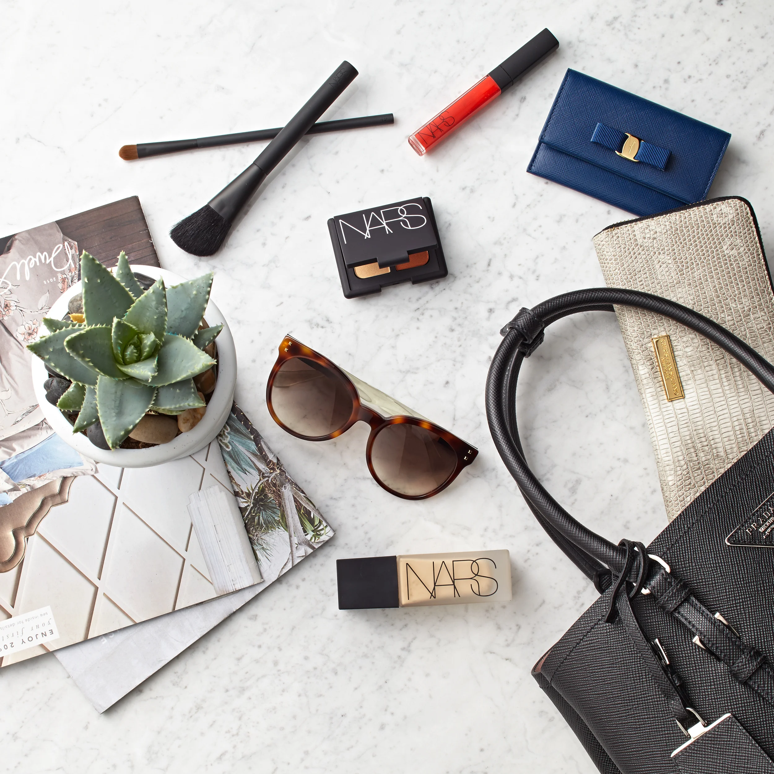 20160407_In The Bag wallets beauty WOMENS 10187126_A1.jpg