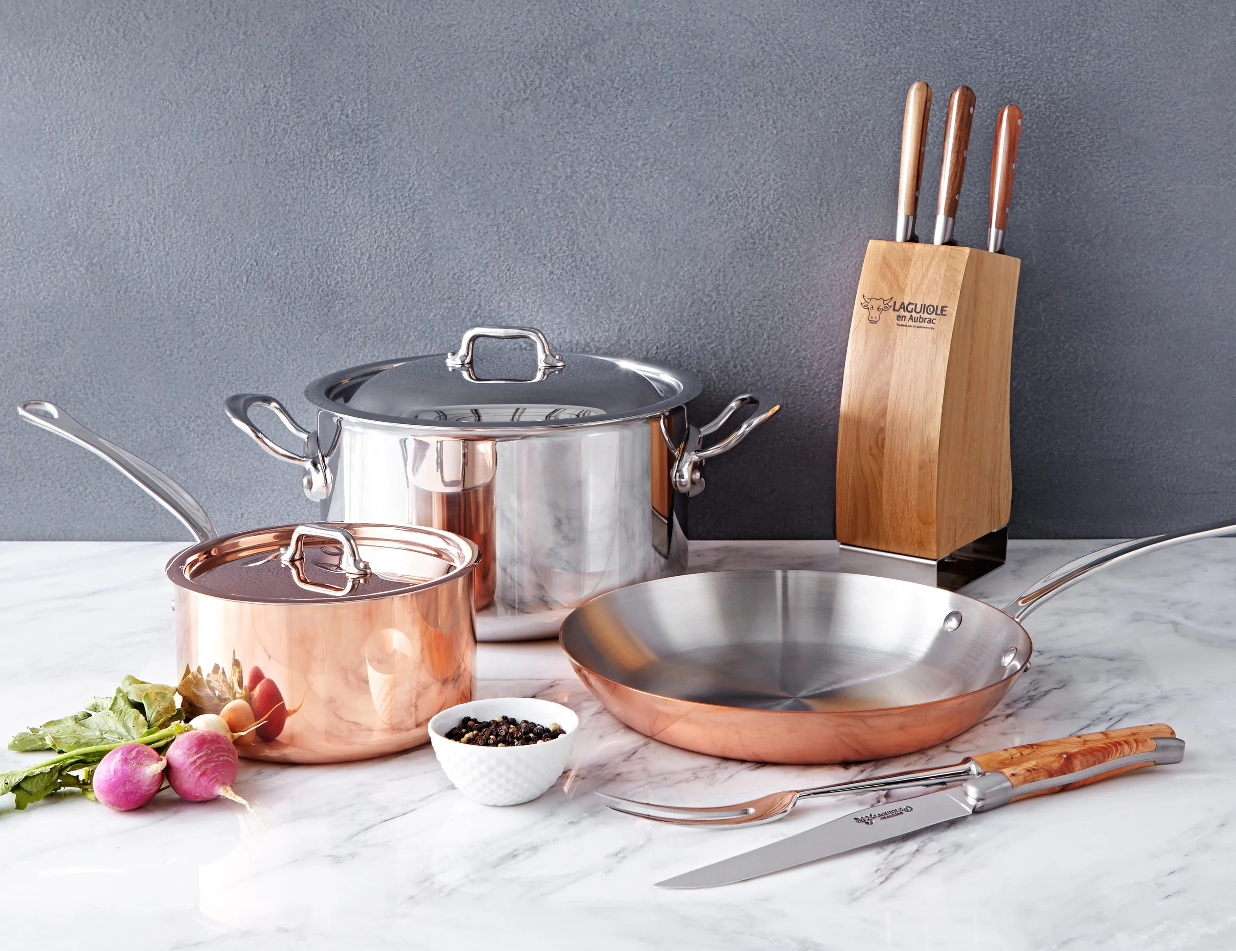 20150929_Luxe Kitchen Essentials HOME 10175349_A1 2.jpg