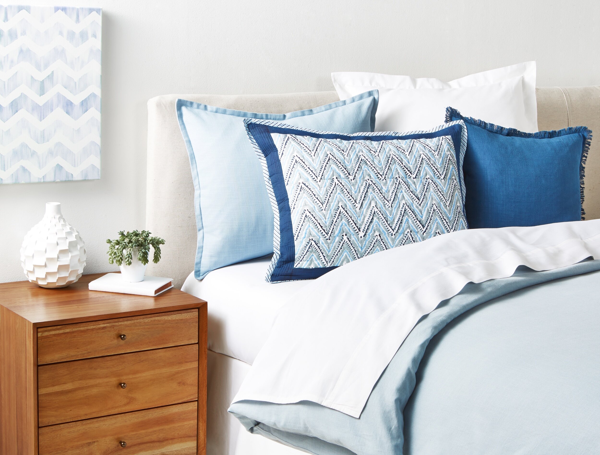 20150516_Guestroom Makeover 10167765_A1.jpg