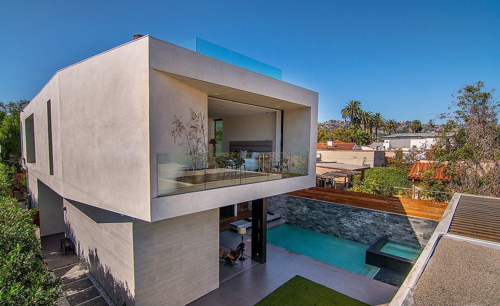Oakwood Custom Home 2.jpg