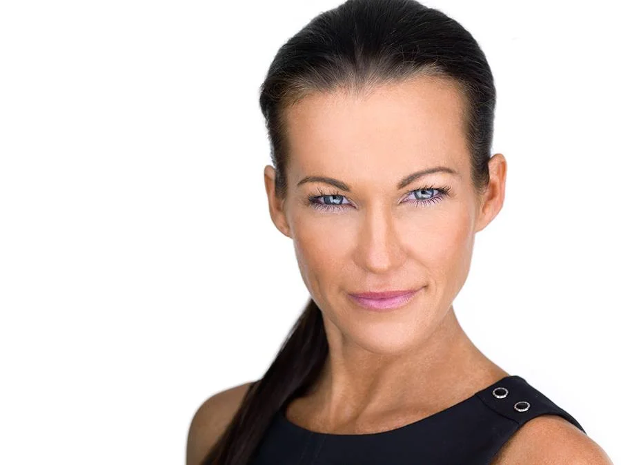 Heidi-Hapanowicz-Headshot-1.jpg