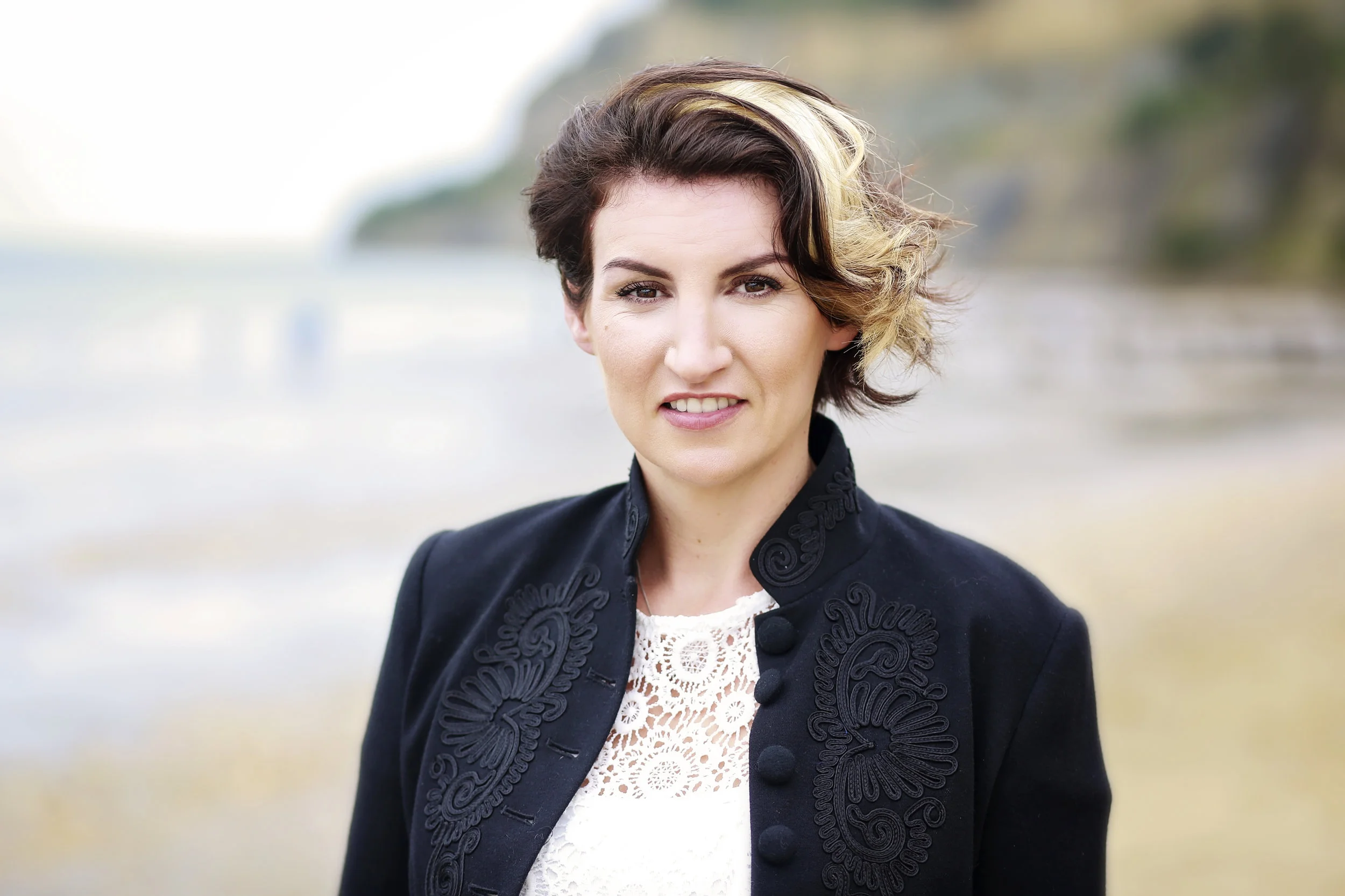 Laura Husson, Business Beyond Belief