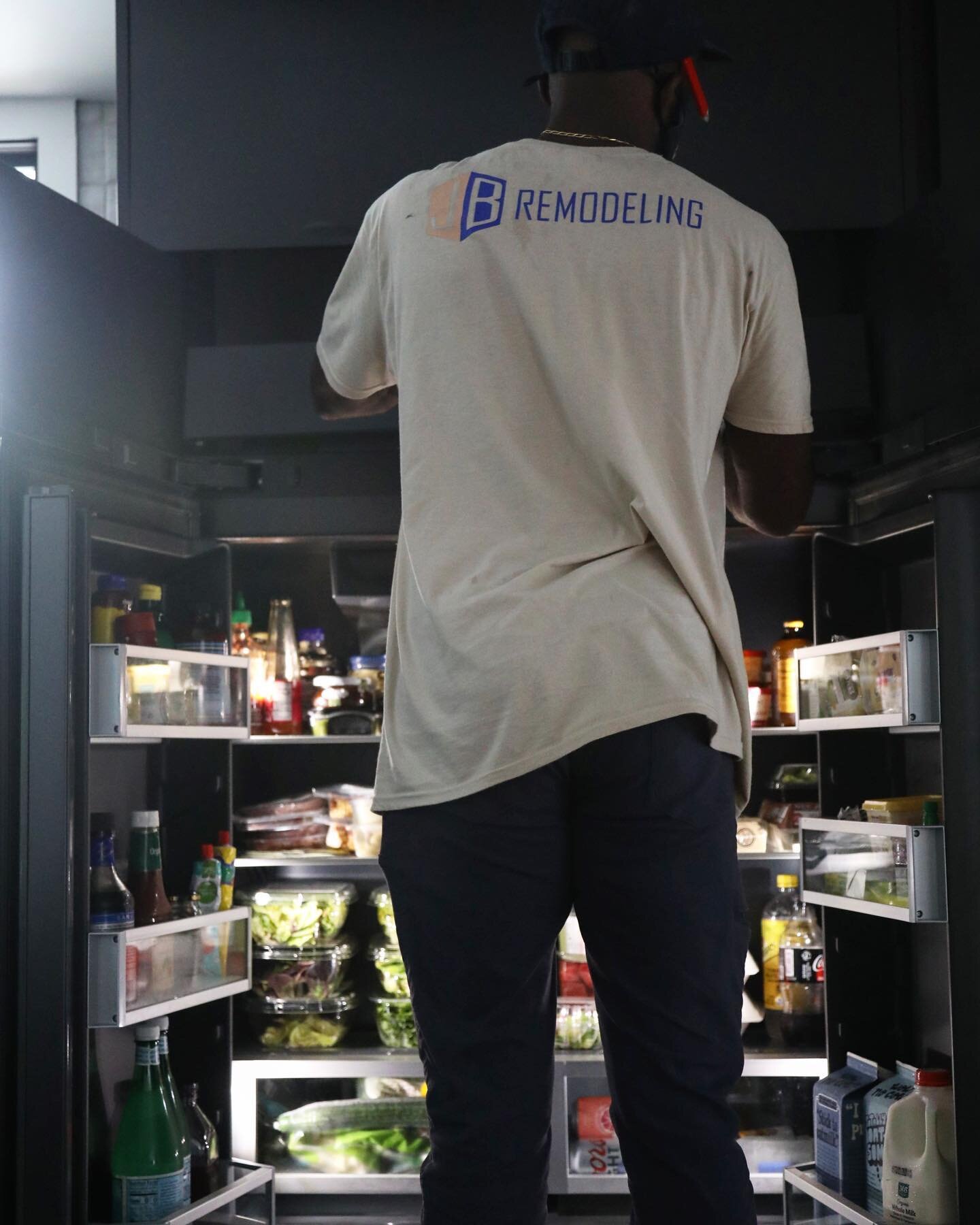 How many of you get to leave the fridge wide open long after the alarm starts beeping? ⠀
⠀
Don&rsquo;t tell my wife. 😂⠀
⠀
#JBuiltIt⠀
#AtlantaCarpenter