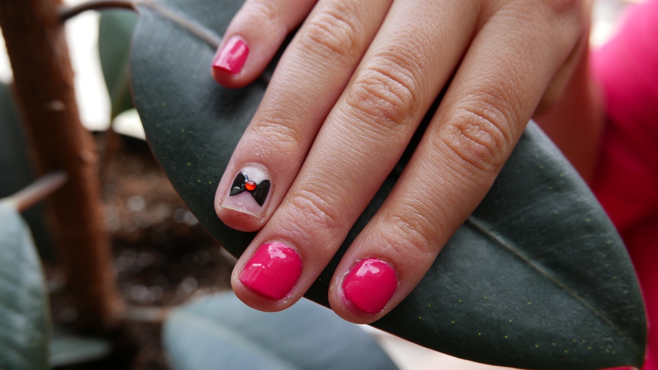 black bow red rhinestone