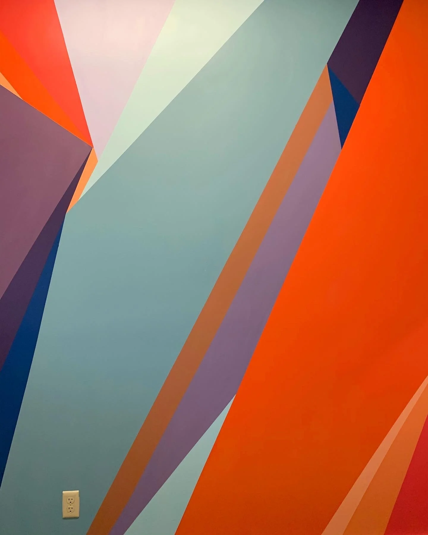 2019. Geometric Freestyle Mural, 9" x 25" (detail 2)