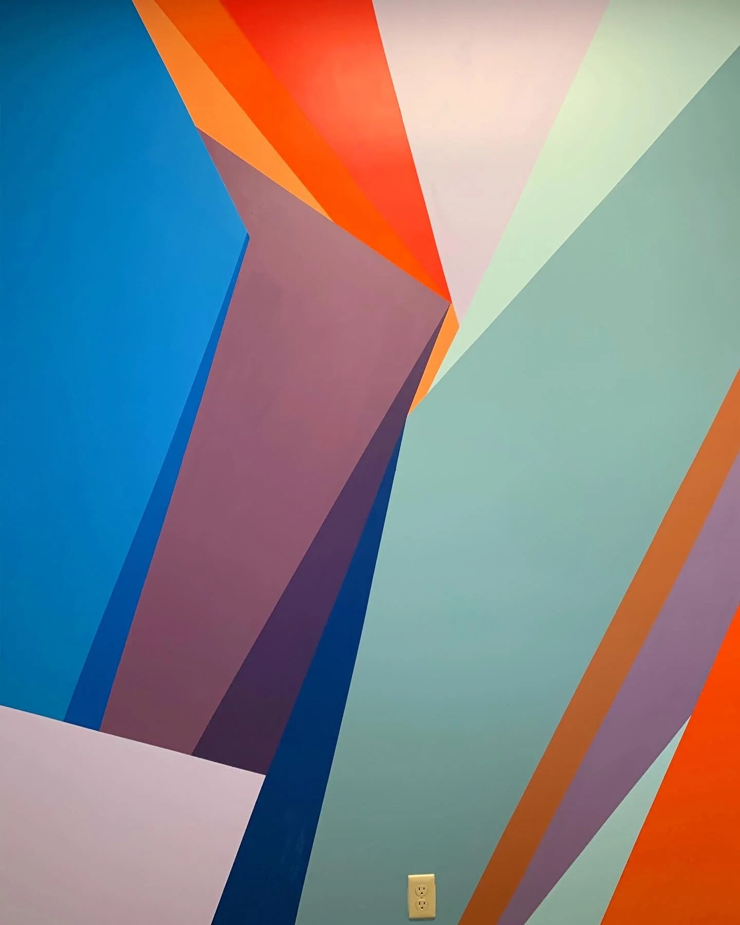 2019. Geometric Freestyle Mural, 9" x 25" (detail 4)