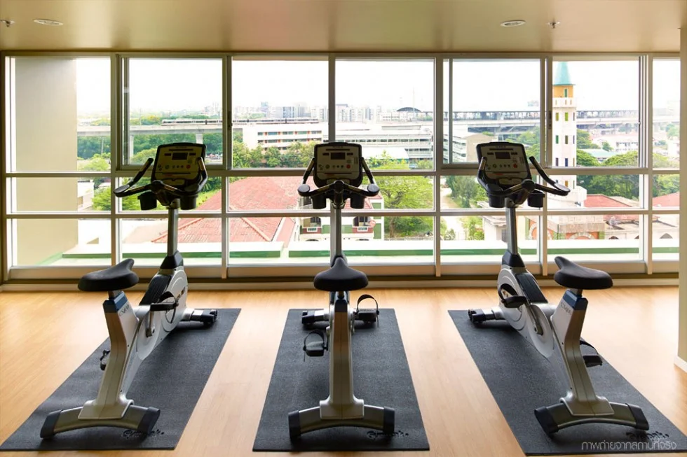 ฟิตเนส (รูปภาพจาก http://www.lpn.co.th/condominium/index.php/lumpini/project/LP-SH)