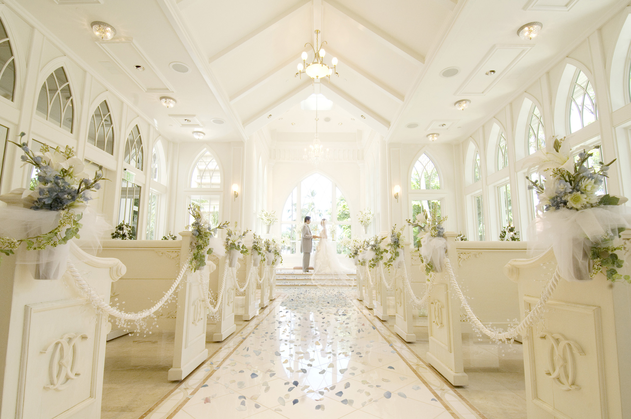 Honeymoon Venue: Hilton Hawaiian Village, Waikiki — Harlow Garland Weddings  & Events