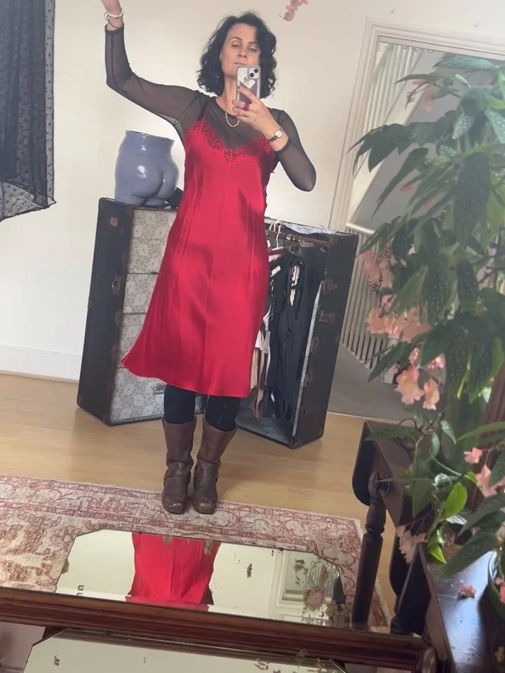 Looking for the perfect silk slip dress that can take you from day to evening? 
Look no further as here we have exactly that! 
DM for details loves, she should be online but life has gotten in the way 😬 all details in the Black are up- she can be se