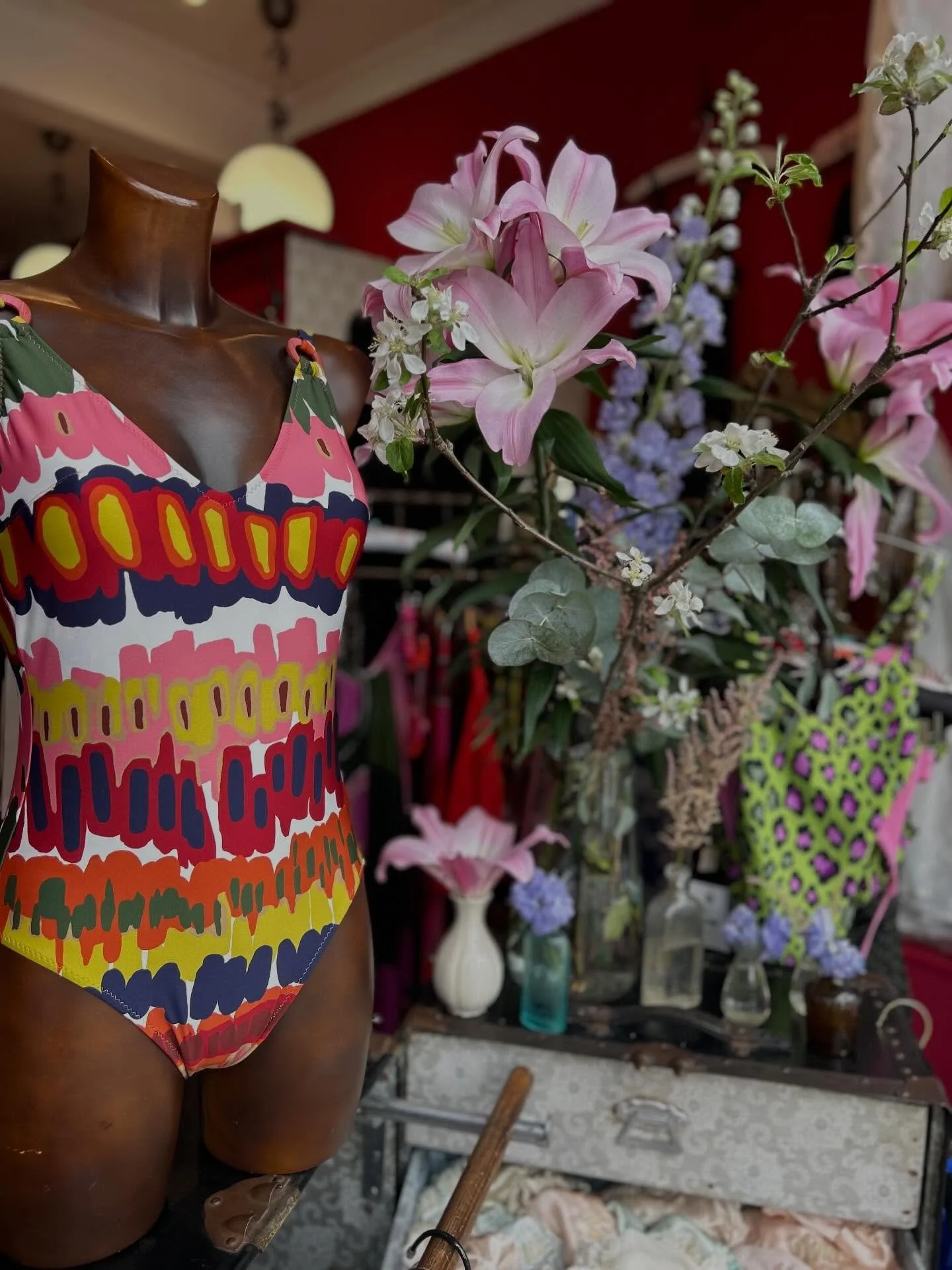 Anyone off to club Tropicana 🌴 ☀️ 🍹 💘
DM for your swimwear appt loves. Lots to choose from including gorgeous printed swimsuits, bikinis and dresses to match. 

#Tallulah #swim #wishiwasthere #holiday #clubtropicana