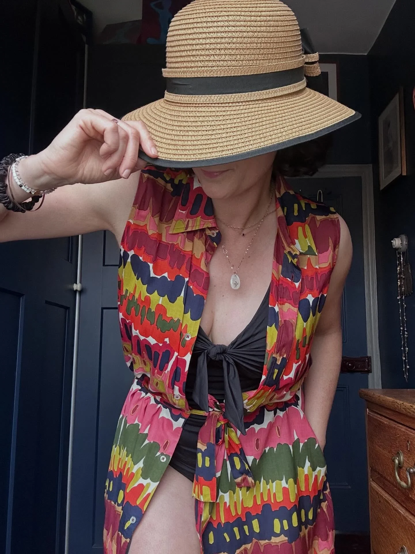 Just two more dayzzzzzzz 👙 🏖️ 🏝️ 🌞 
That is to shop the entire swimwear and summer dress story with that special DISCOUNT. 
Cup sized bikinis, tankinis and swimsuits to the G cup, small padded triangle bikinis and of course all sold separately as