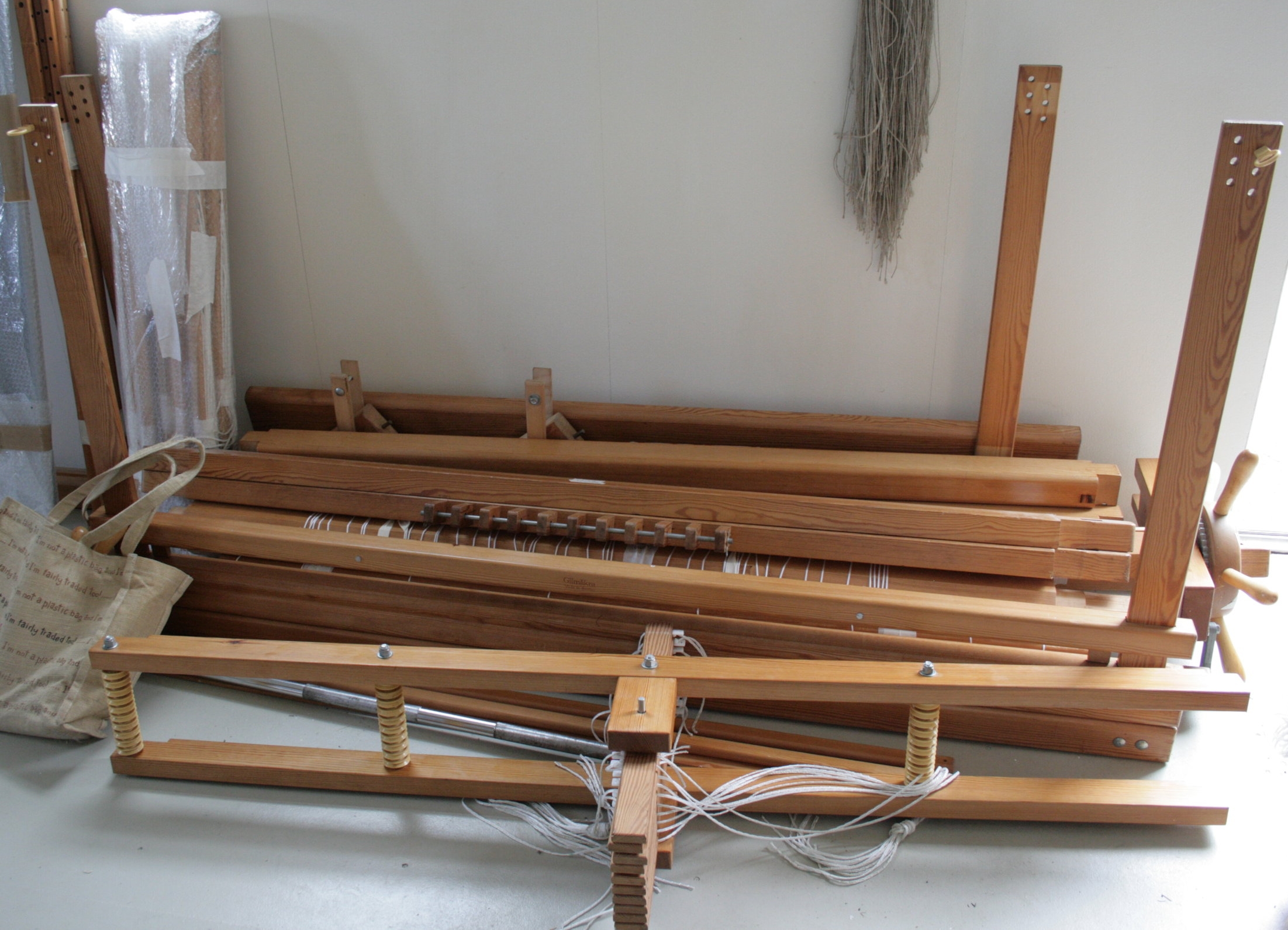 Choosing A Loom Ollanua Handwoven Woollen Goods Irish Craft