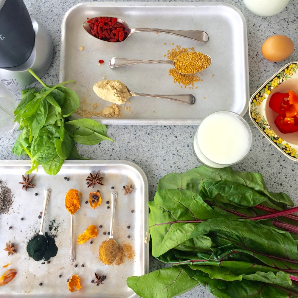 Super smoothie ingredients for top skin & top health. Great for a fast day too.