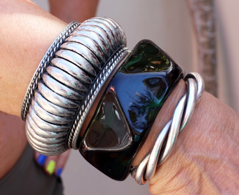 I love bangles to liven up an outfit. I found these over the years, cheap as chips, apart from the solid silver one.