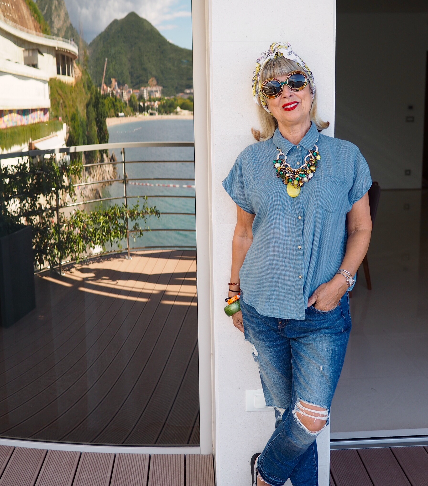 Vintage scarf & sunnies, with All Saints shirt & Gap jeans.