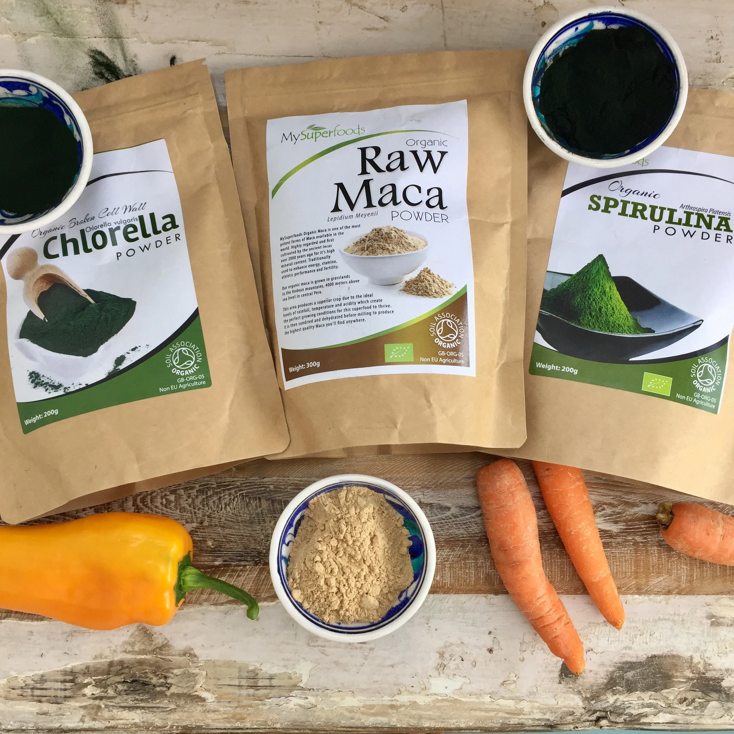 My three favourite food-state powders to add to my daily smoothies & juices.