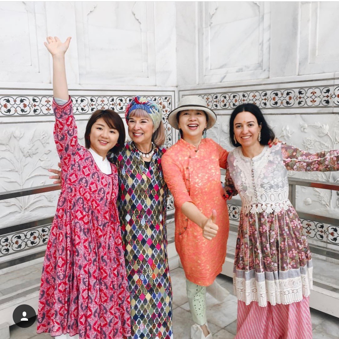 Fashion at the Taj Mahal