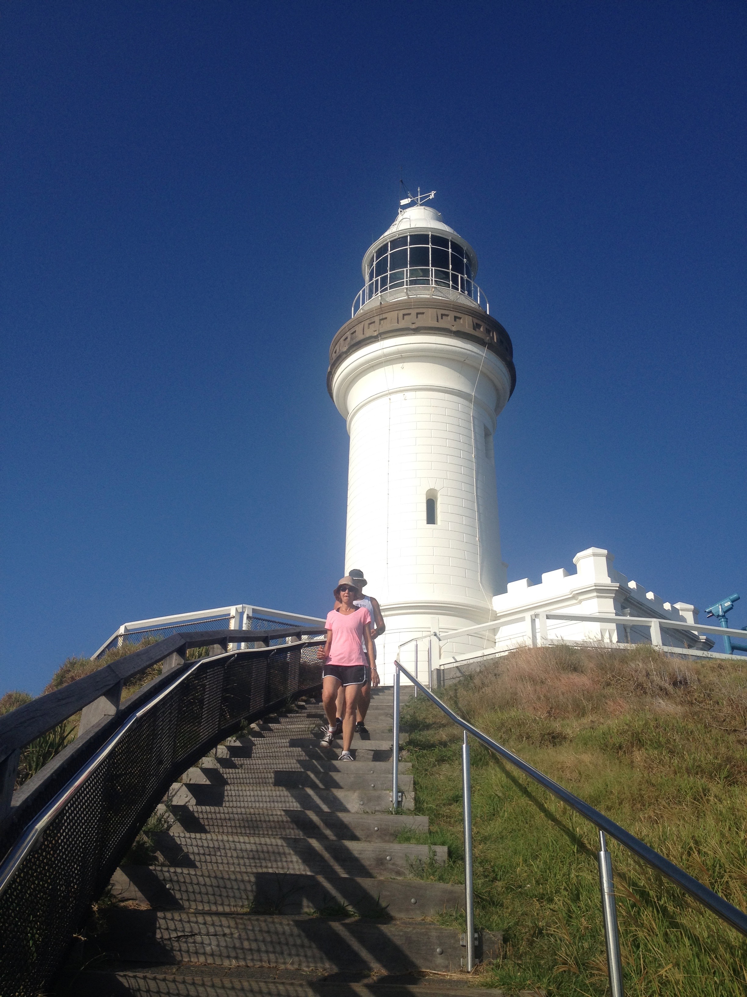 A must do walk…..the walk from Clarkes Beach to Byron Bay lighthouse. It’s stunning.